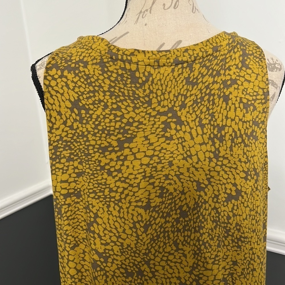 LOGO Layers XL Tank Top Loose Fit Yellow/Brown Design - Picture 5 of 6